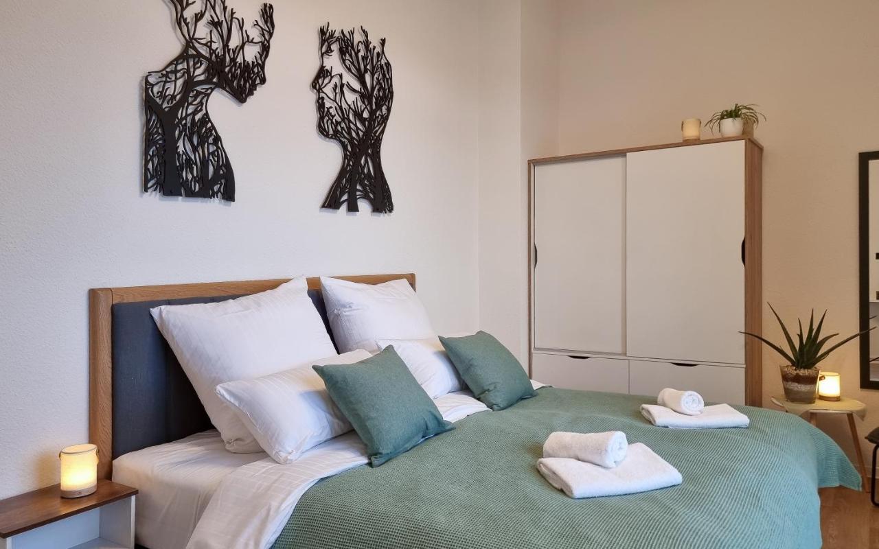 Wiluka Penthouse Mit Grosser Dachterasse Nachhaltig Eingerichtet Netflix ลิมบวร์ก อัน แดร์ ลาน ภายนอก รูปภาพ