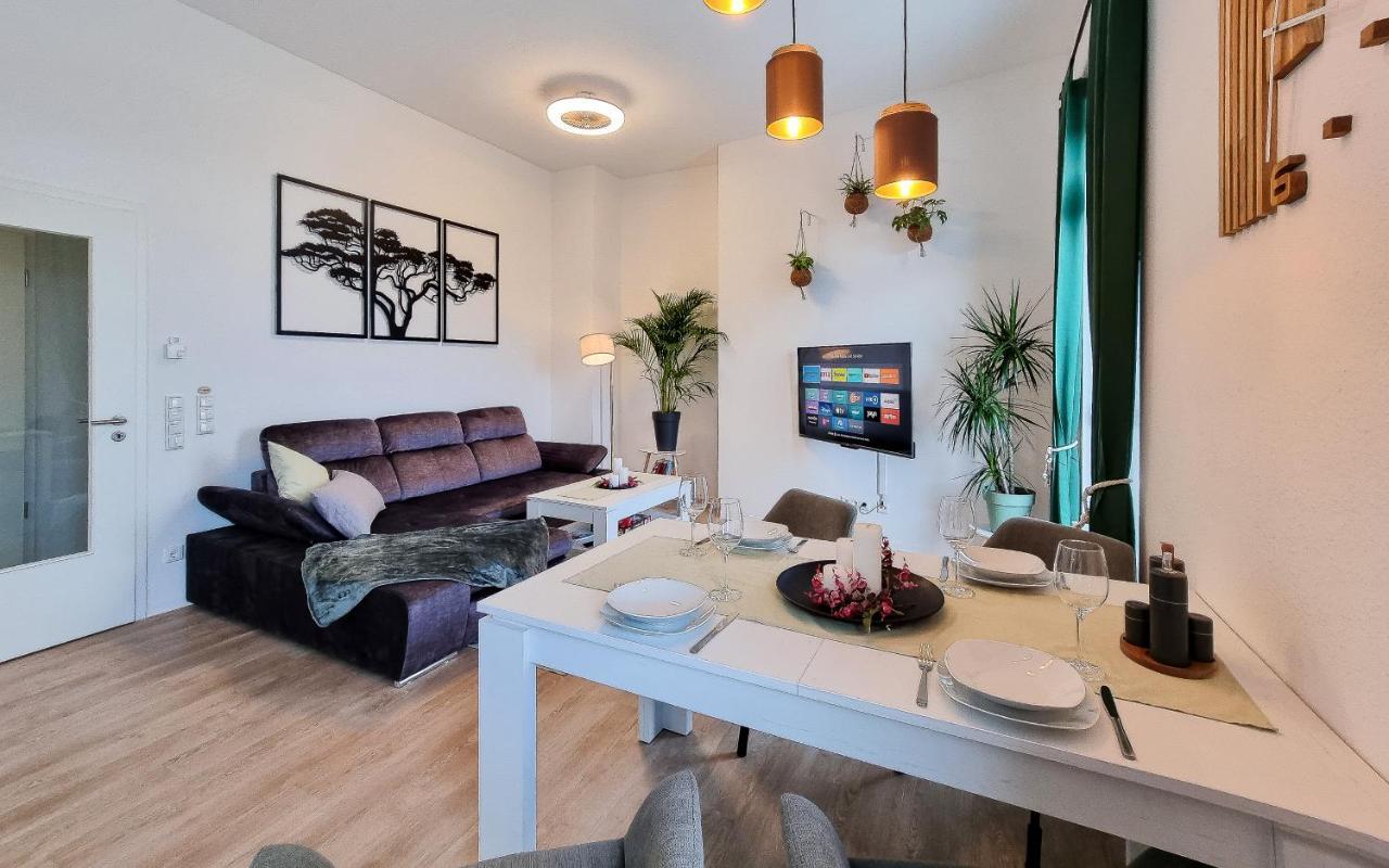 Wiluka Penthouse Mit Grosser Dachterasse Nachhaltig Eingerichtet Netflix ลิมบวร์ก อัน แดร์ ลาน ภายนอก รูปภาพ